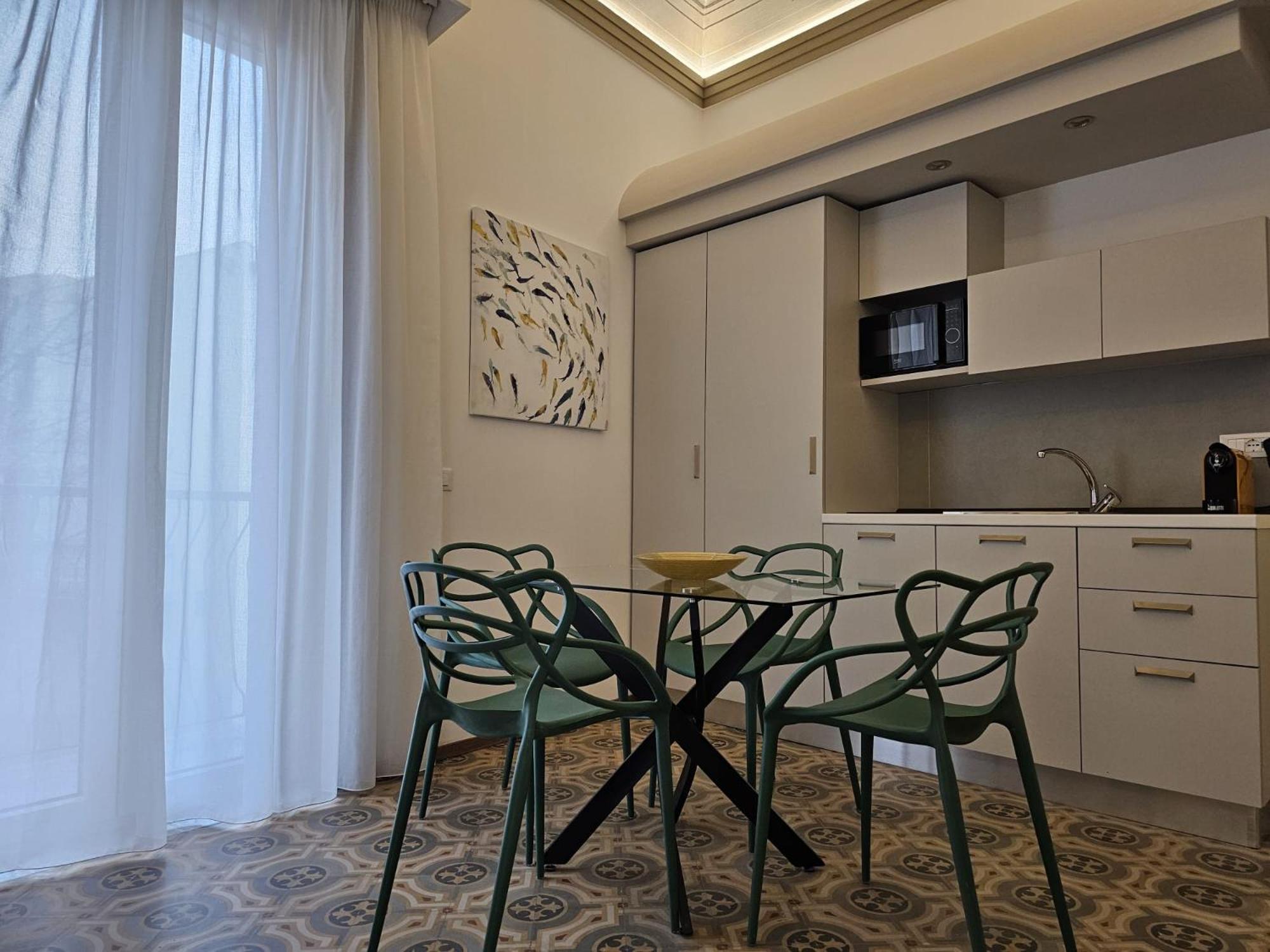 Villa Di Giorgi Apartments Center Чефалу Екстер'єр фото