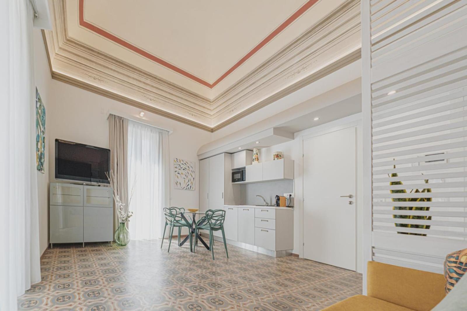 Villa Di Giorgi Apartments Center Чефалу Екстер'єр фото